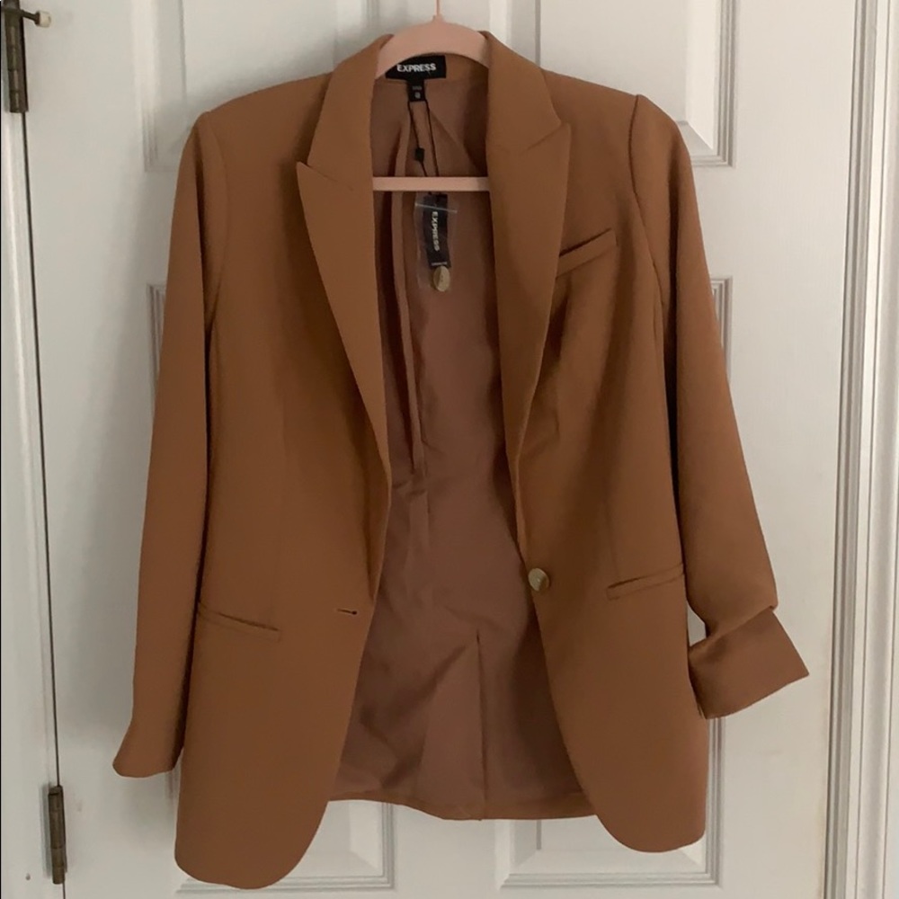 Camel brown full sleeve blazer. Never worn!